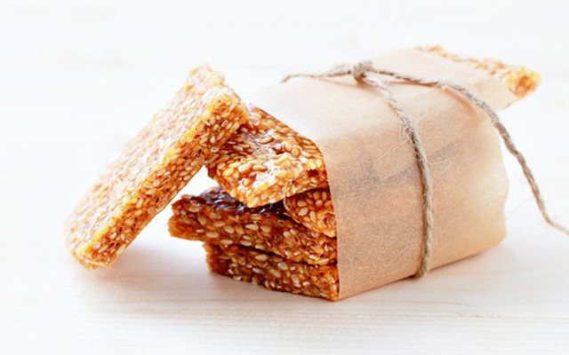 Kẹo Mè Trắng