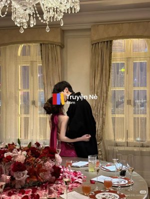 Sự Thật Ẩn Giấu Sau Cánh Cửa