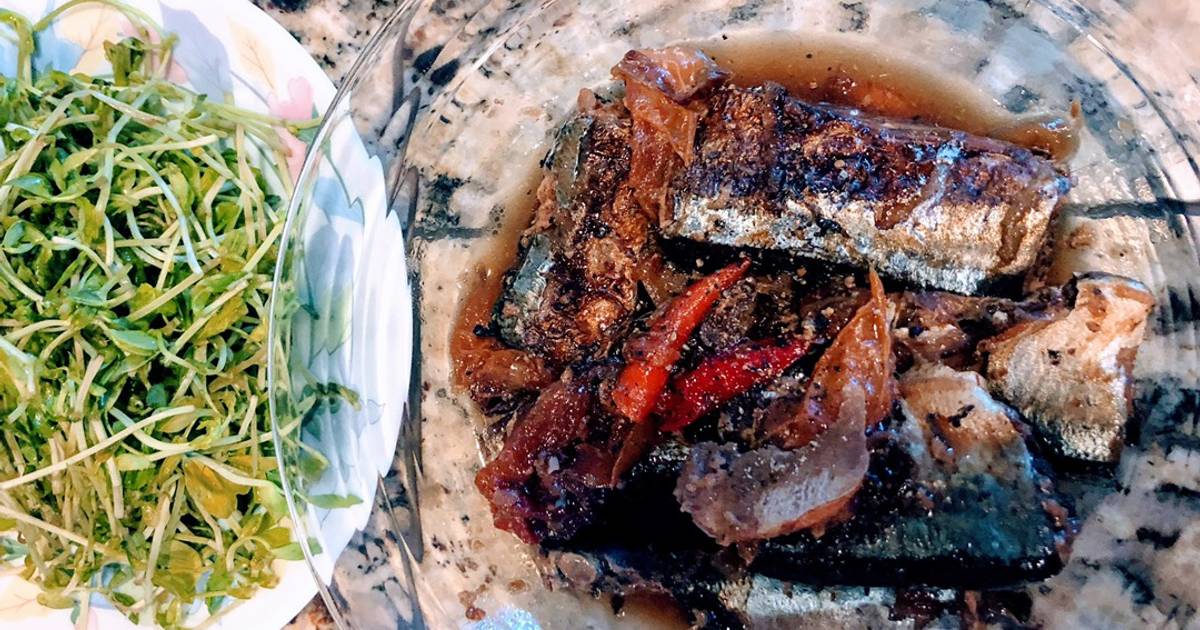Mackerel Pike (Cá Thu Pike) kho nước dừa