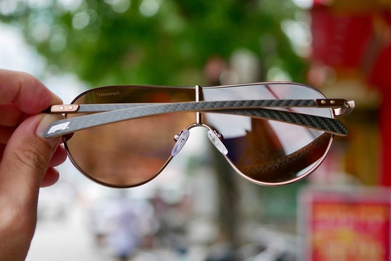 Kính râm Formula 1 F1S1004 Eyewear Red Collection