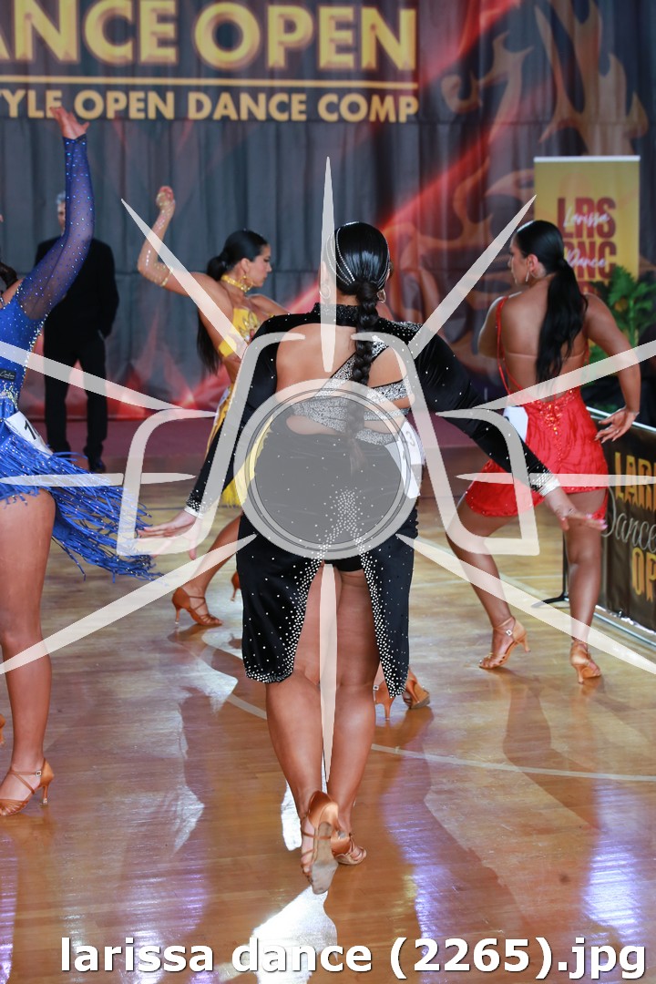 larissa dance (2265).jpg