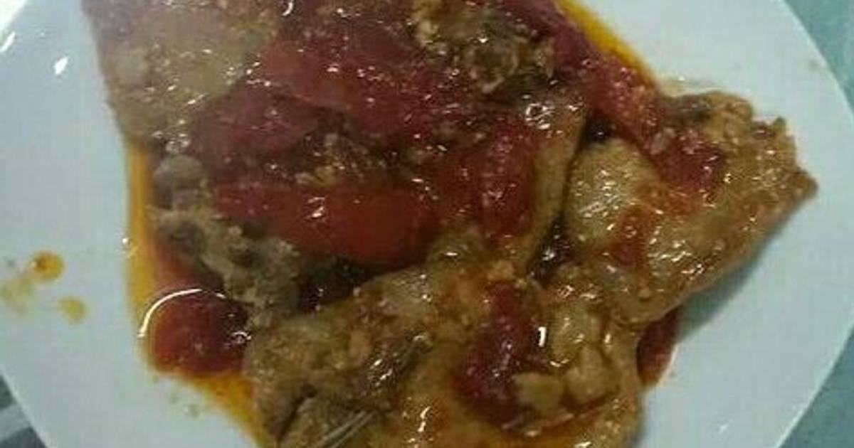 Thịt cốt lếch sốt cà