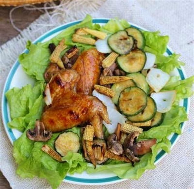Cánh Gà Nướng Rau Củ