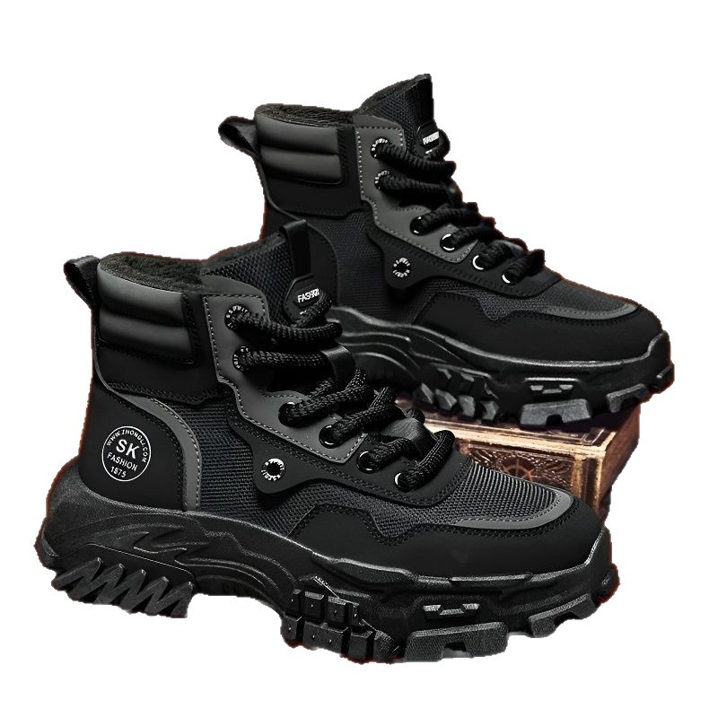 Insulated Men's Winter Boots with Platform Sole