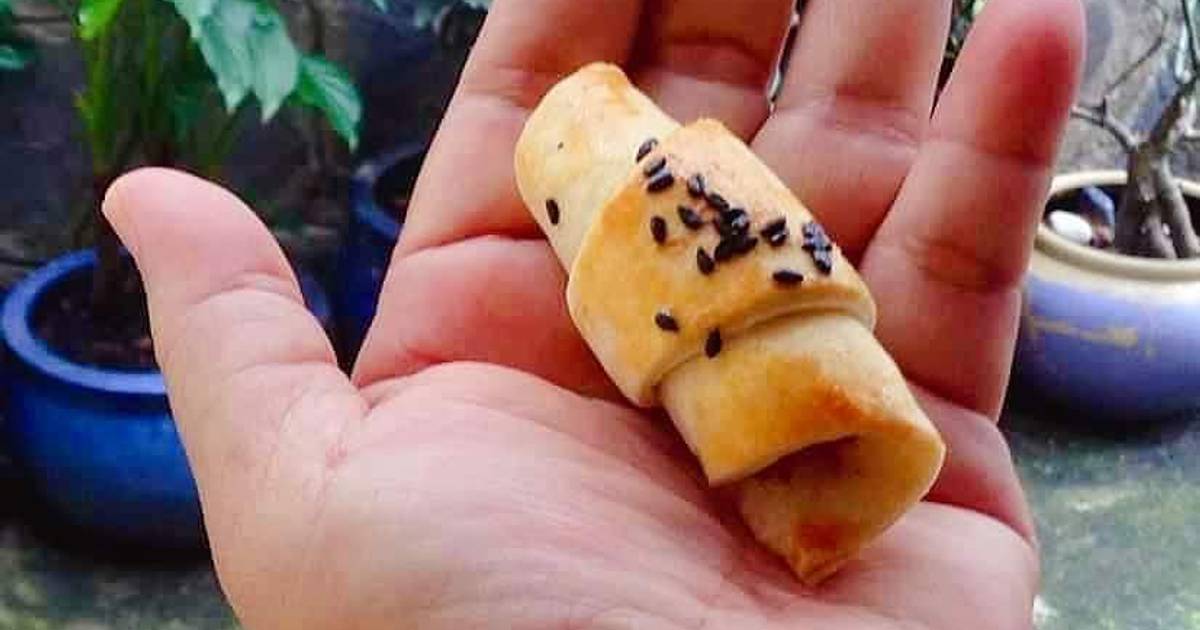BÁNH cuộn mini nhân cá ngừ