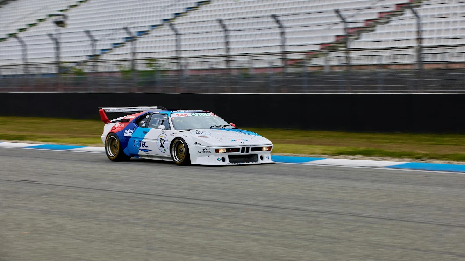BMW M1 Procar Race Car - Motorsport Photography 8K Wallpaper (8192x4608)