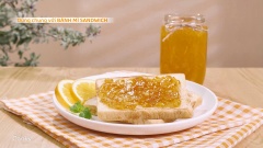 Bạn có thể dùng mứt cam để làm nhân bánh hoặc phết lên miếng bánh mì sandwich vào mỗi sáng để các bé có thể mang đi học thay vì mua đồ ăn bên ngoài. Hãy thử và thực hiện ngay công thức làm mứt cam siêu ngon siêu đơn giản này từ Redoxon nhé!