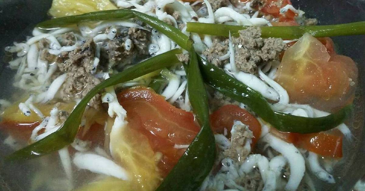 Cá mờm nấu canh thơm cà