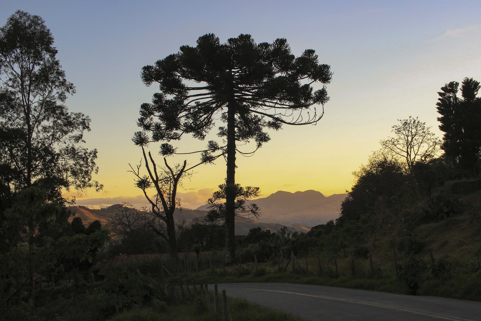 Acesso pela estrada
