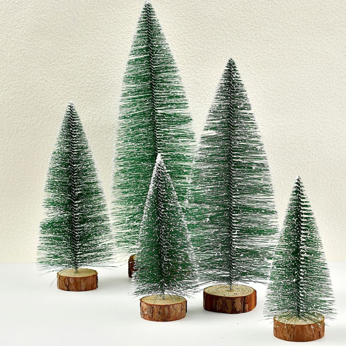 Mini-Weihnachtsbaum aus Kiefernnadeln, verschiedene Größen