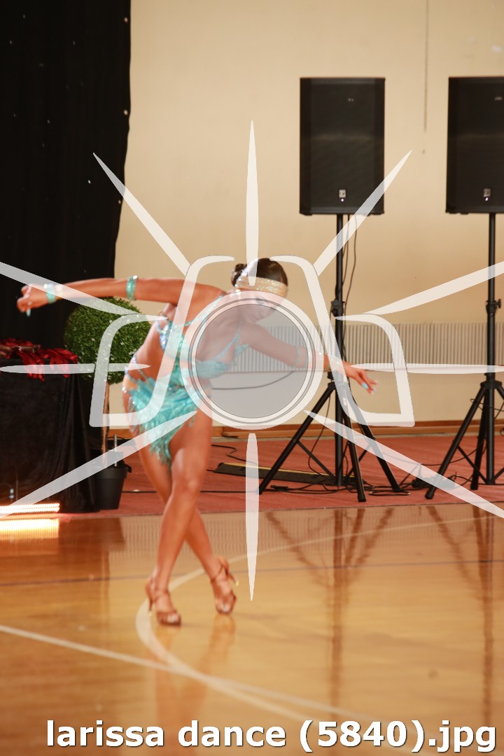 larissa dance (5840).jpg