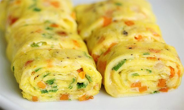 Trứng Cuộn Ngũ Sắc