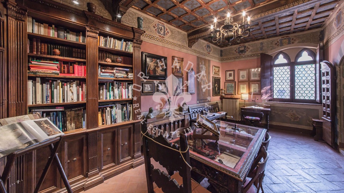 קסטלו דלי סטנדארדי (Castello degli Stendardi) — 22