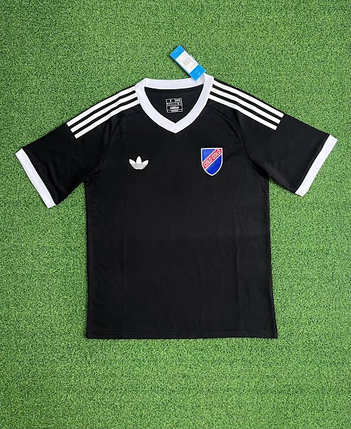 25-26 Colo Colo Edición Centennial.jpeg