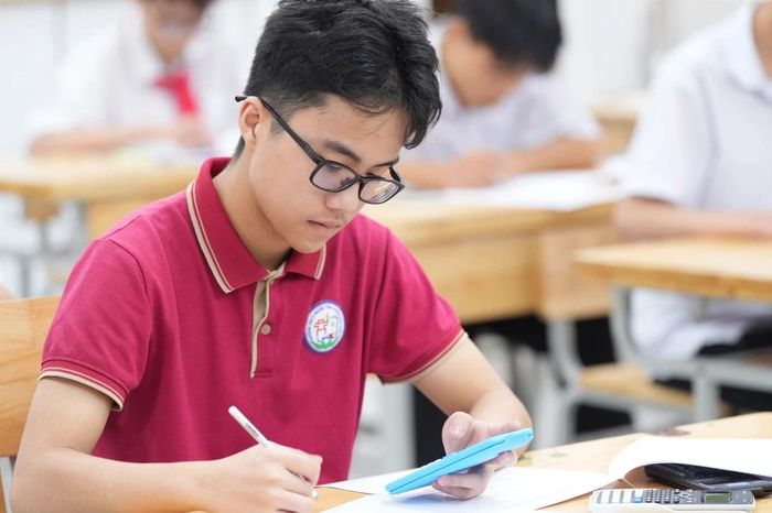 400 học sinh tham dự giải toán trên máy tính cầm tay cấp thành phố - Đài Phát thanh và truyền hình Hà Nội