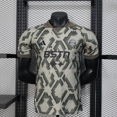 25-26 Bayern Munich Edición Especial 2.jpg