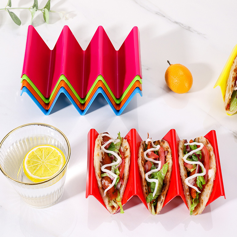 Plastic tortilla stand, triangular