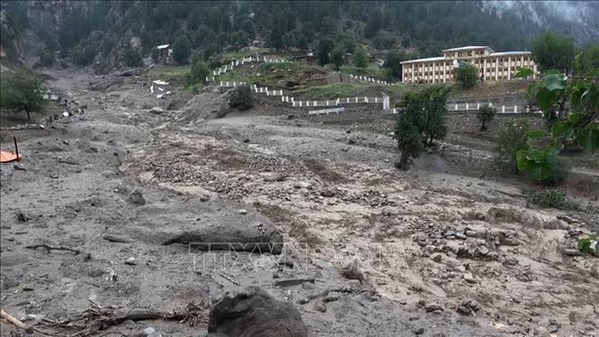 Hình ảnh kinh hoàng về trận lũ quét tàn phá Afghanistan - Báo Tin Tức TTXVN