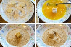 Trộn bột bắp và bột ngũ vị hương vào 1 cái đĩa. Sau đó, nhúng đậu hũ non vào hỗn hợp bột bắp, đến trứng gà rồi qua 1 lớp bột chiên xù như hình bên.