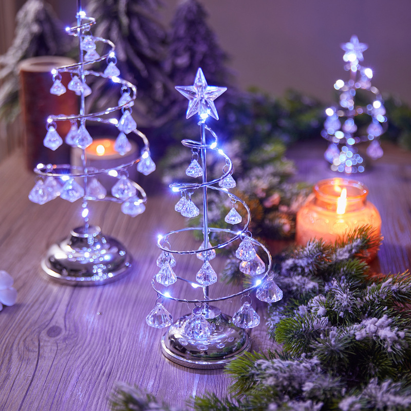 Beleuchteter Weihnachtsbaum aus Metall, 33 cm