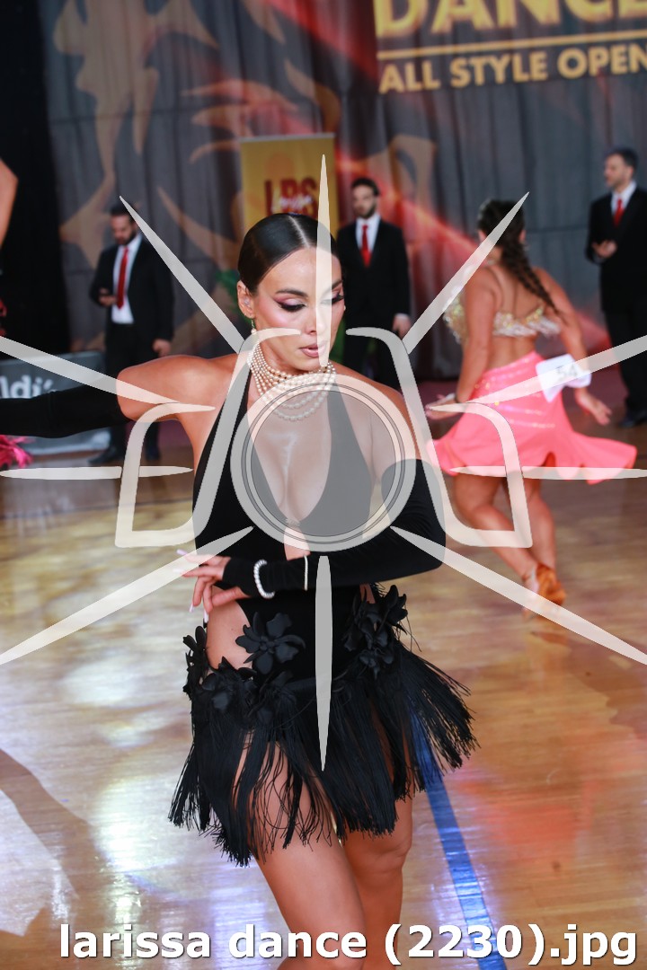 larissa dance (2230).jpg