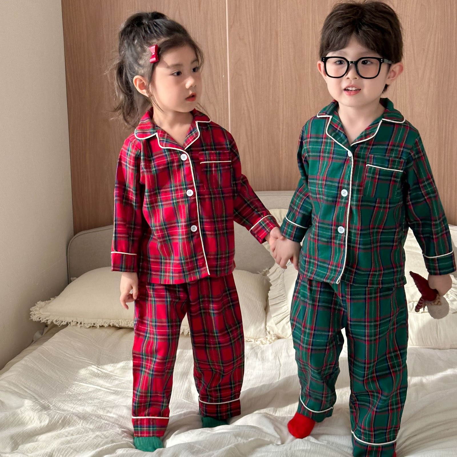 Children's cotton pajama set with check pattern