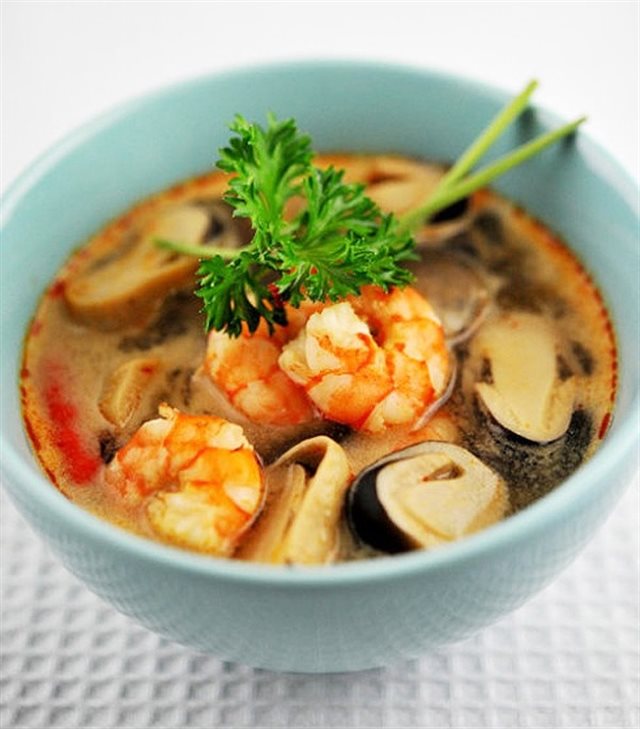 Canh Nấm Tom Yum Chua Cay Ấm Bụng