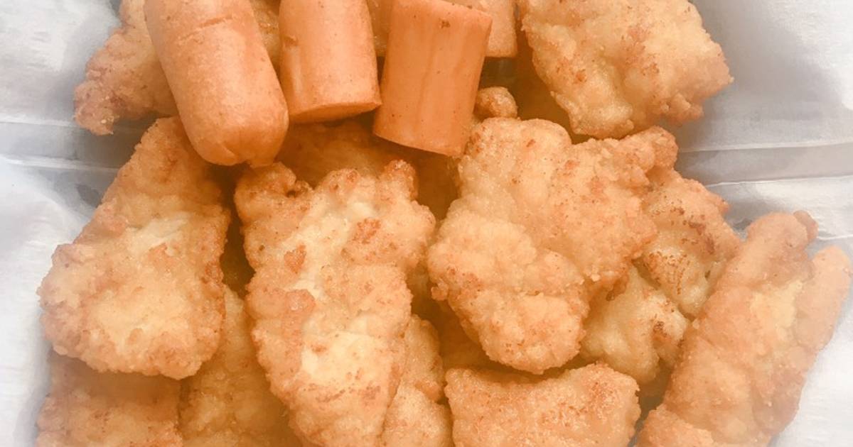 Thịt chiên giòn + xúc xích chiên 😋