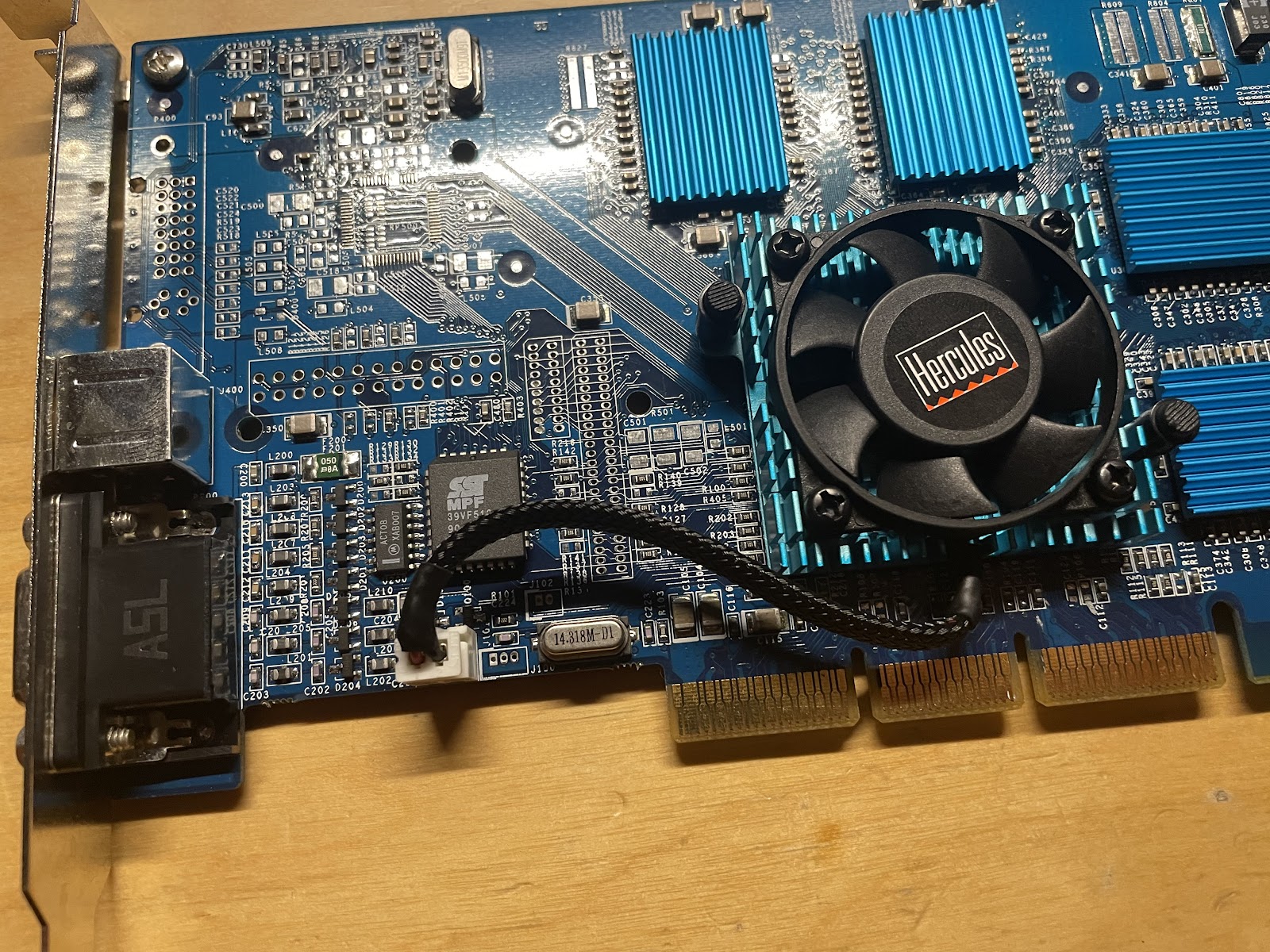 1AwHdLeml3wtabfyO_JxQMo5JuW_6UA4i