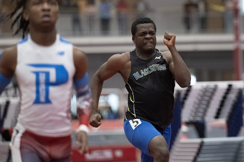 Photo from HS: Indoor Track & Field of Darian Douglas