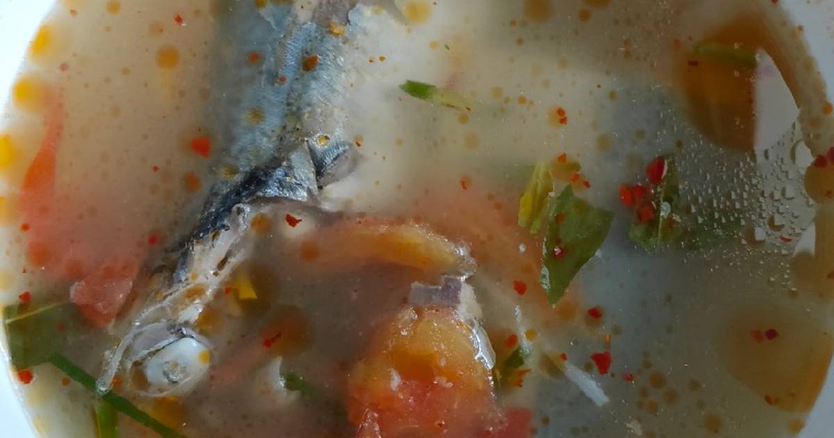 Canh cá nấu cà