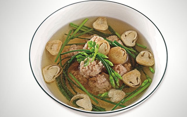 Thịt Bằm Nấu Nấm Bông Hẹ
