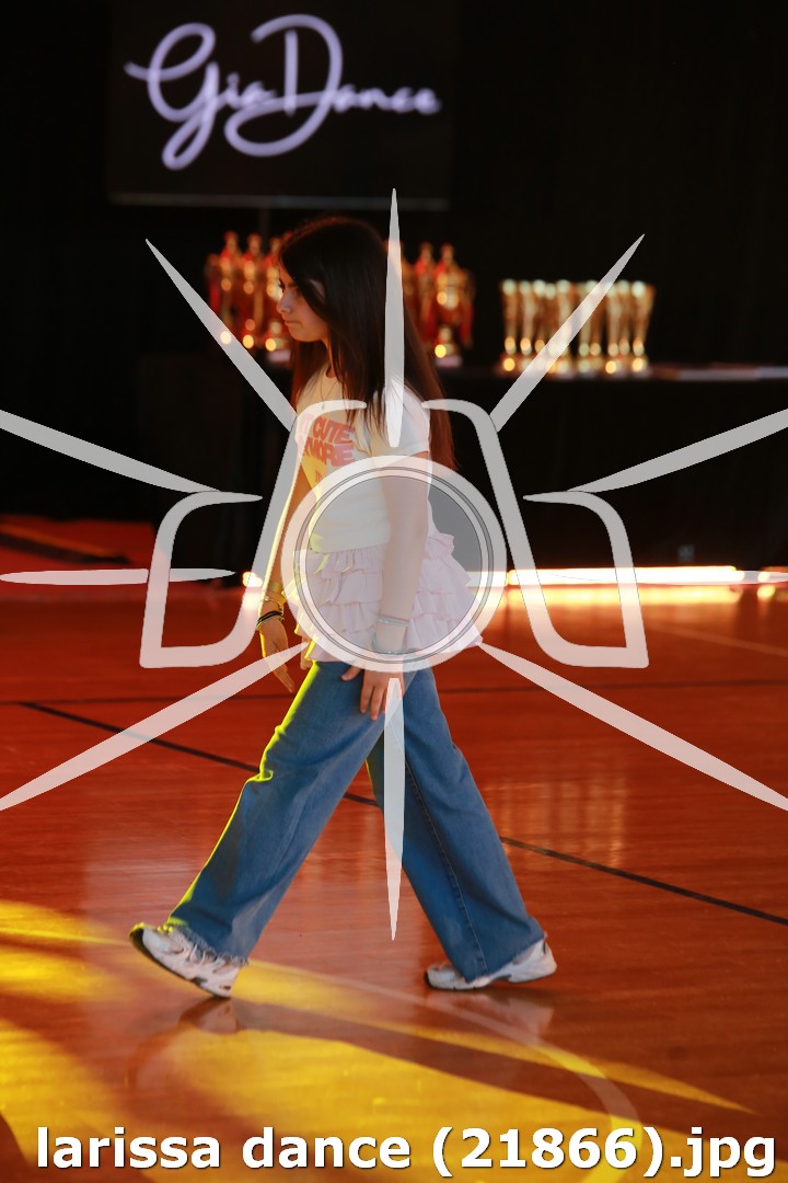 larissa dance (21866).jpg