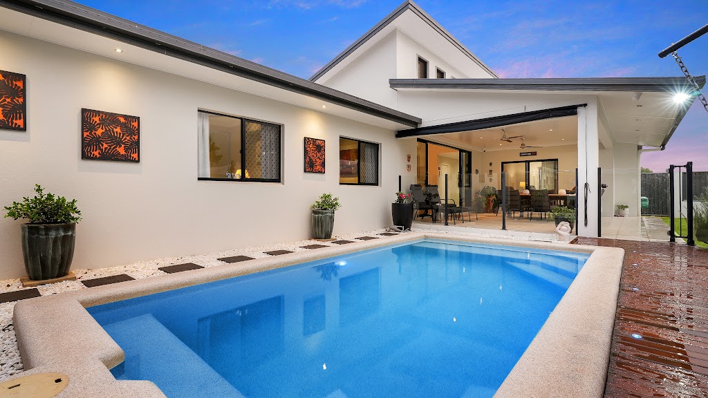 22 Botany Avenue, Redlynch - Thumbnail 4