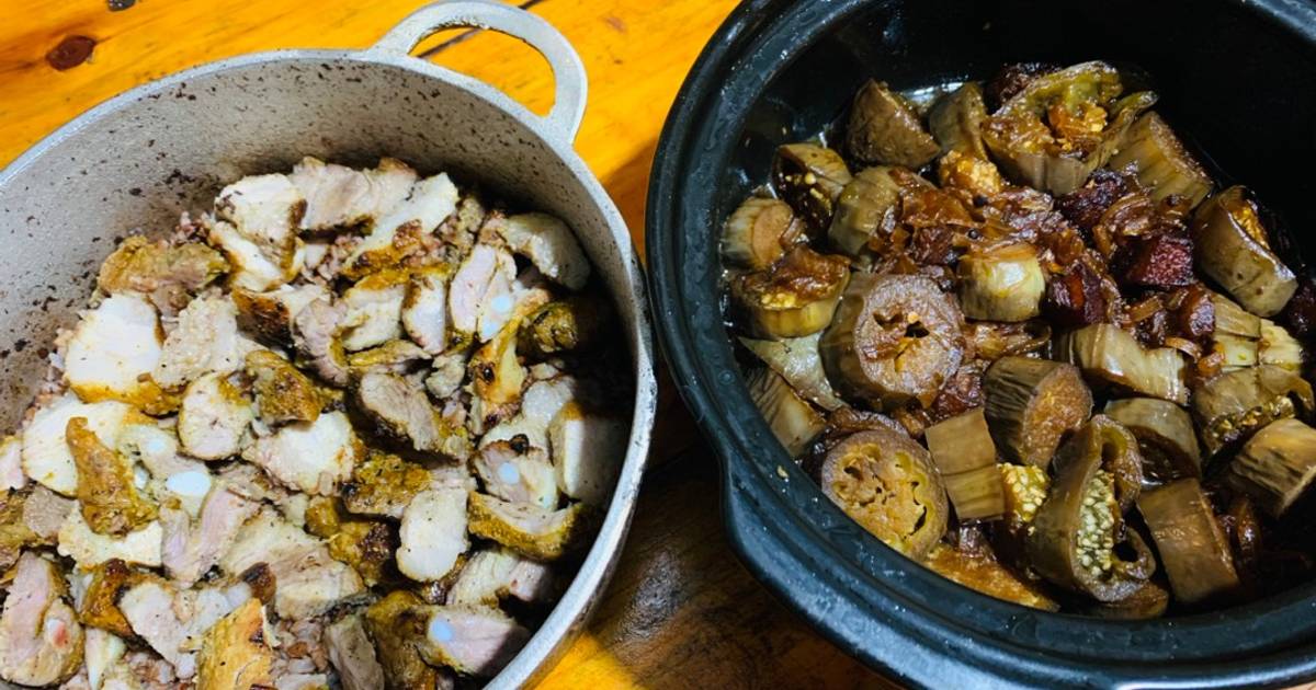 Cơm nhà: gạo lứt đỏ, cà tím kho tộ với tiêu rừng, sườn nướng ngũ vị hương