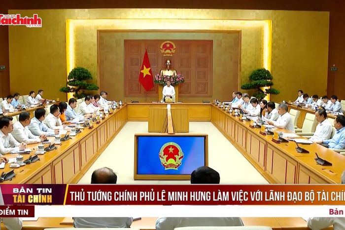 Thủ tướng Chính phủ Lê Minh Hưng làm việc với lãnh đạo Bộ Tài chính - Thời báo Tài chính