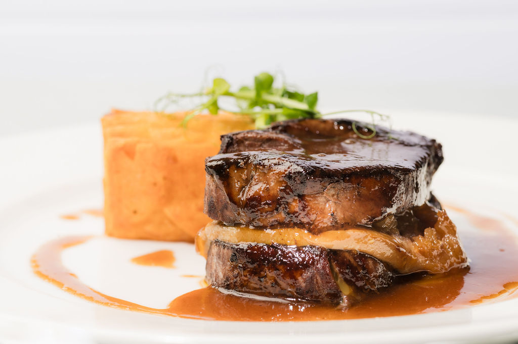Castilla Termal Solares dining