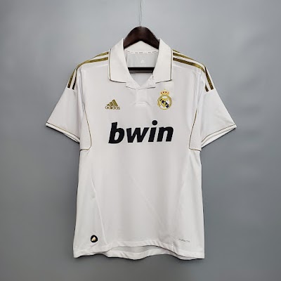 Retro Real Madrid 11-12 Local @lumorasports.jpeg