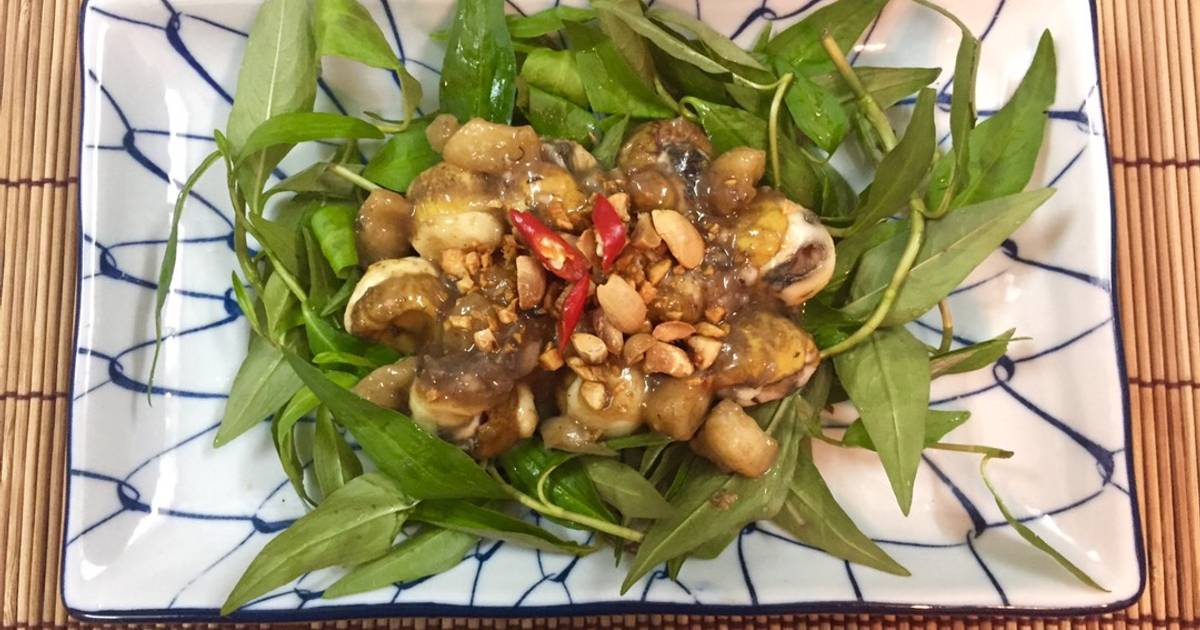 Trứng cút lộn xào me