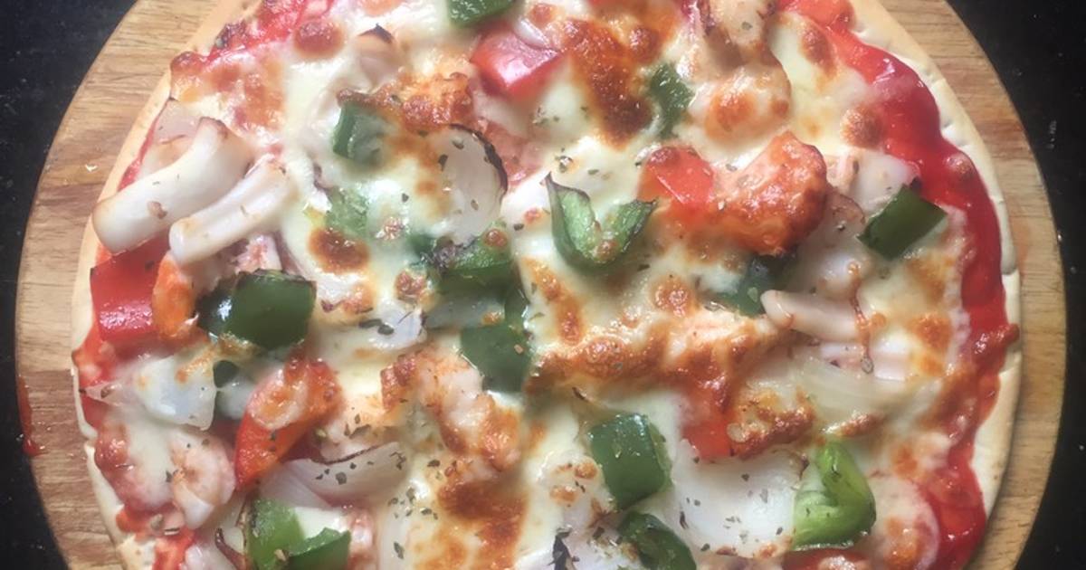 Pizza hải sản (đế mua sẵn)