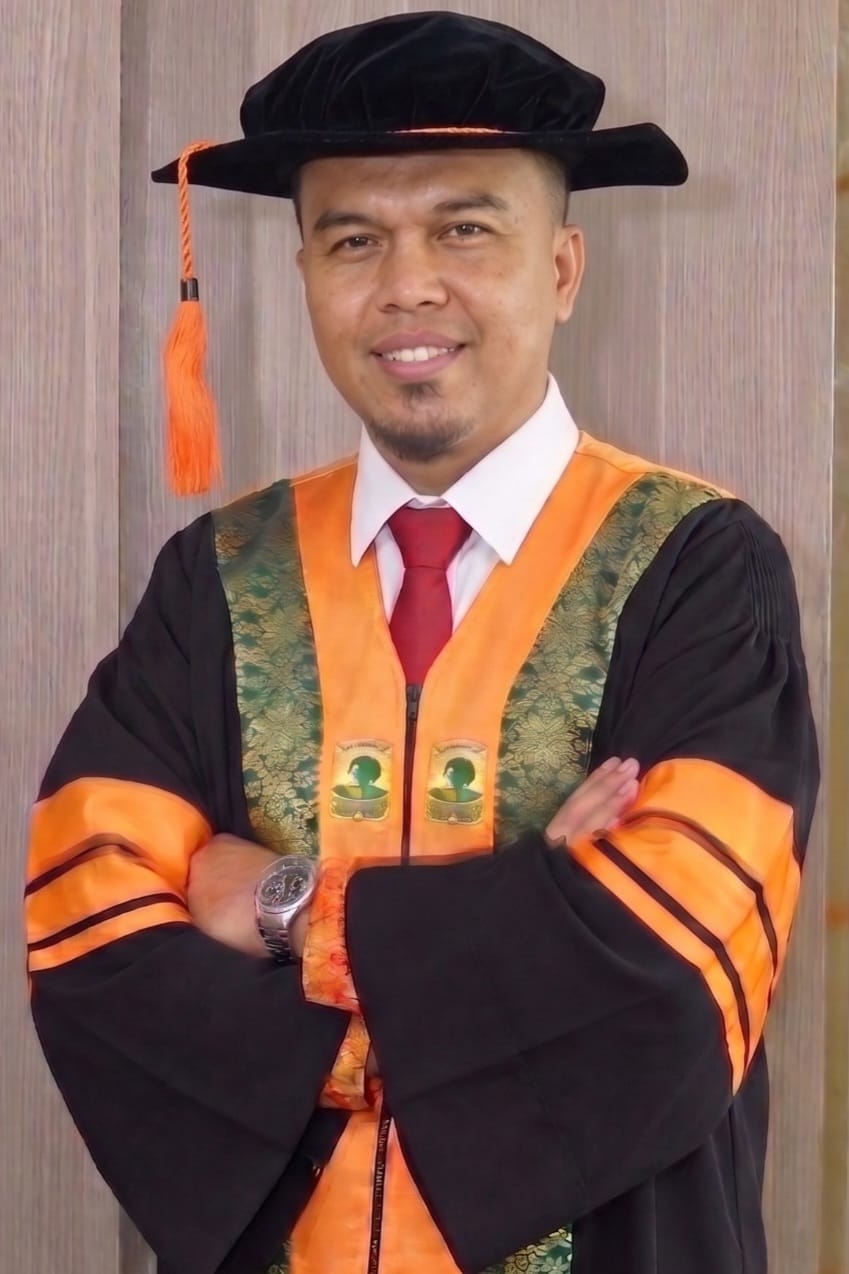 Dr. Roni Ekha Putera, S.IP, M.PA