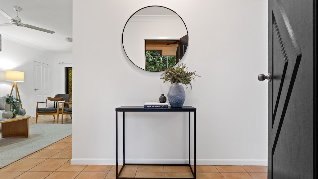 3 Fairley Street, Redlynch - Thumbnail 3