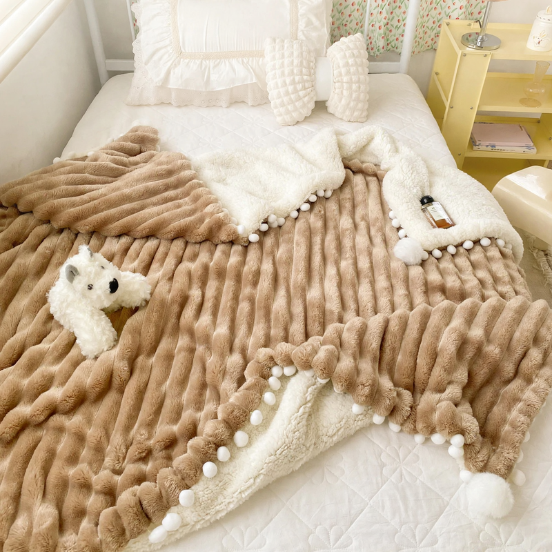 Wärmende Milchfaser-Fleece-Decke mit Lammfleece-Imitat