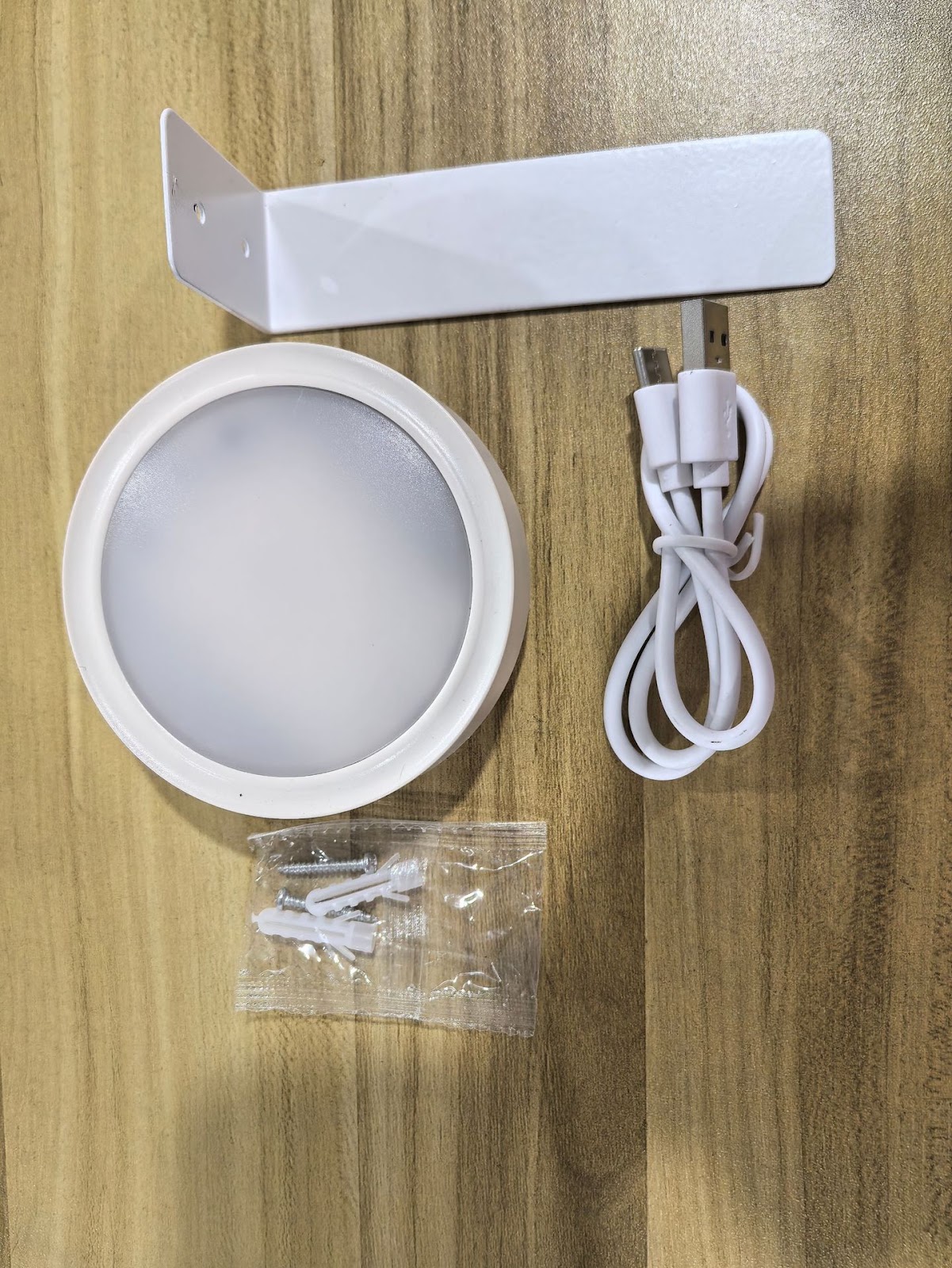 Wall light with motion sensor and LED