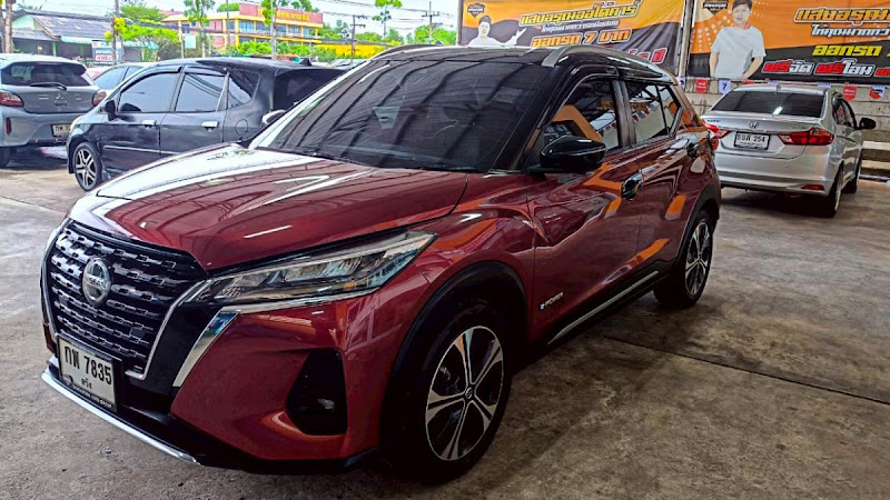 NISSAN KICKS