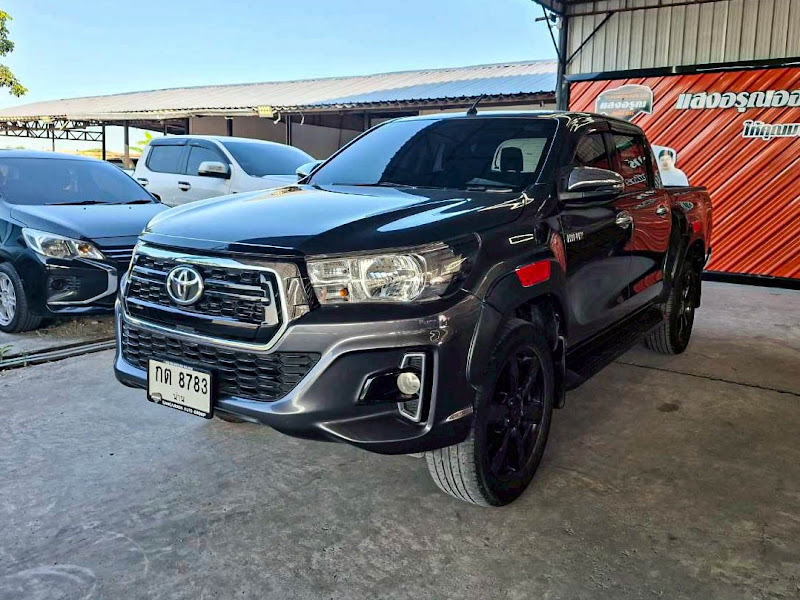 TOYOTA HILUX REVO
