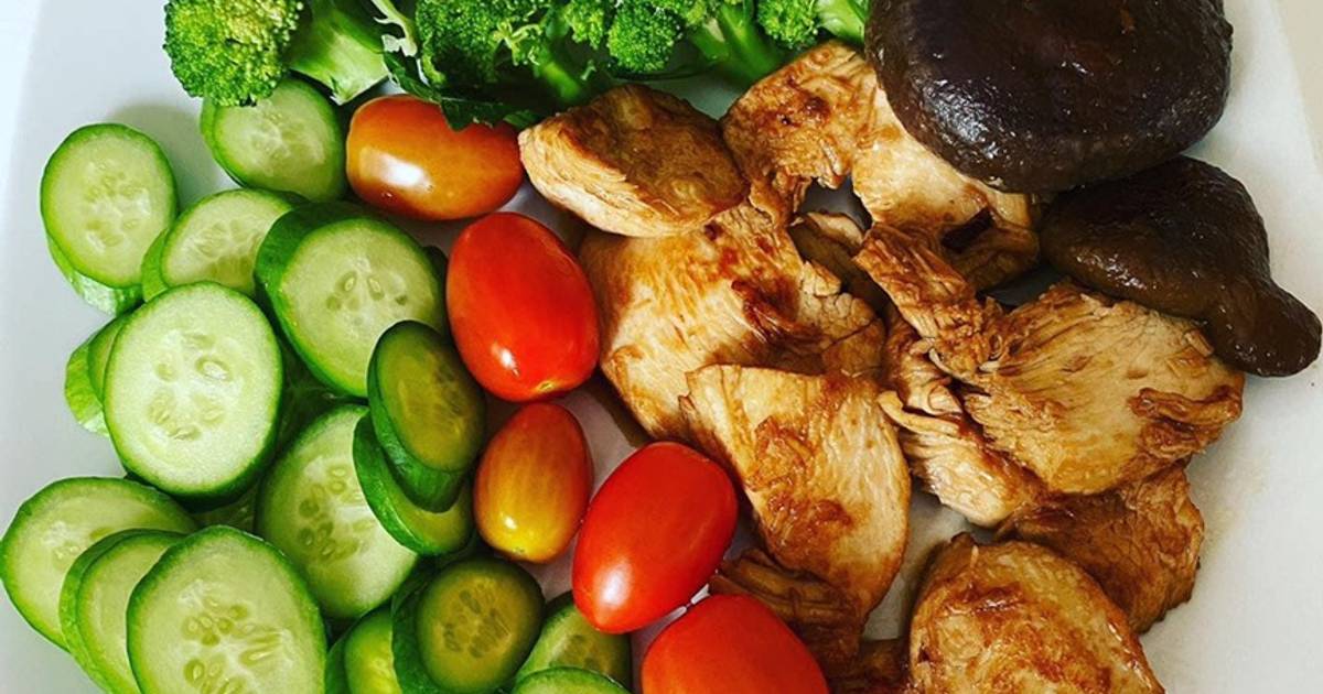 Lườn gà áp chảo keto