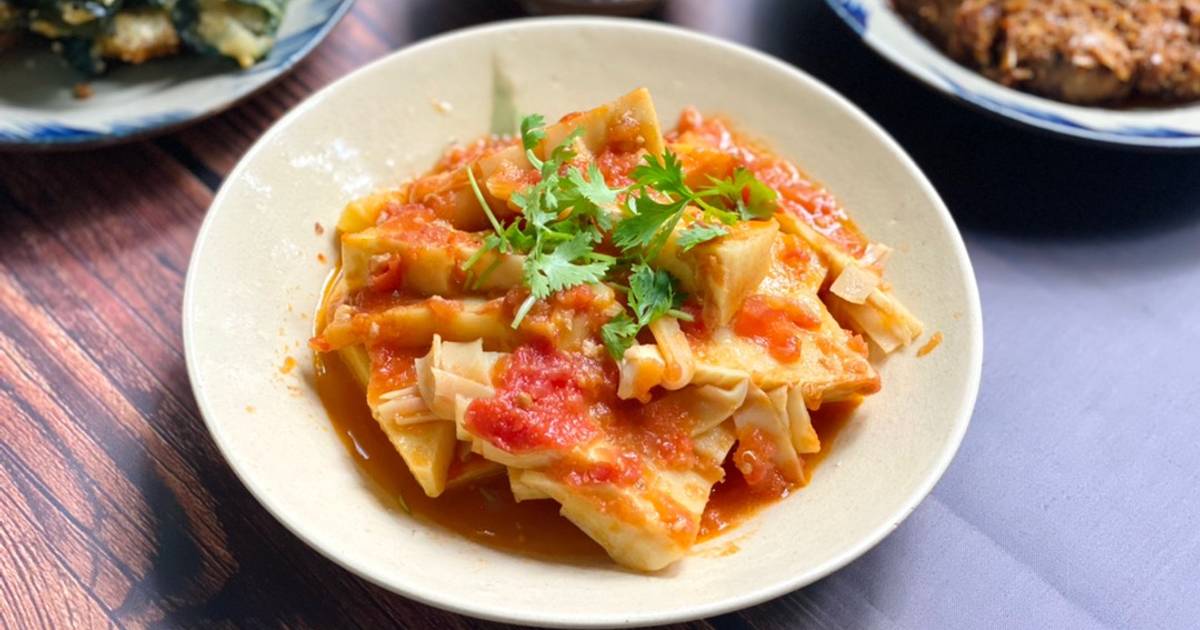 Măng Kho Cà Chua