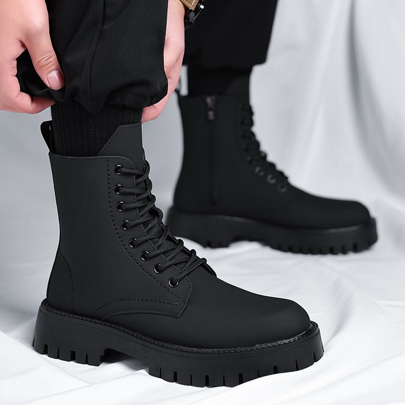 Elegant men's boots made from soft material