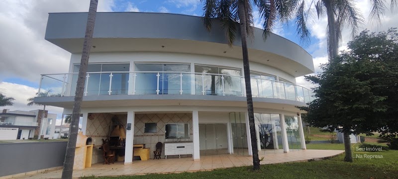 Casa em área nobre com 5 suítes com vista para a represa na quadra VB no Riviera de Santa Cristina XIII